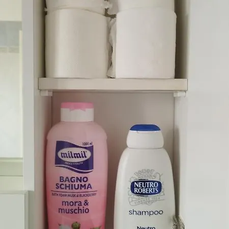 Intero Alloggio, Per Viaggi Di Lavoro Isca sullo Ionio